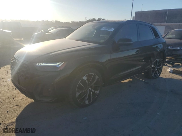 2024 Audi SQ5 Prestige with VIN WA1C4AFY5R2140190, listed as a Copart auction lot 42790005 with 2,818 mi miles and Salvage Title. Bid and sale history available at carsss.com. Image 1.