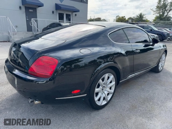 2005 Bentley Continental GT GT z VIN SCBCR63WX5C026197, wystawiony jako Copart lot #43343625 z przebiegiem 90 440 mil mil oraz Czysty tytuł • Clean title. Historia ofert i sprzedaży dostępna na DreamBid. Obrazek 3.