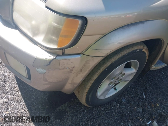 2002 Infiniti QX4 with VIN JNRDR09X52W213906, listed as a IAAI auction lot 41985589 with 166,733 mi miles and . Bid and sale history available at DreamBid. Image 6.