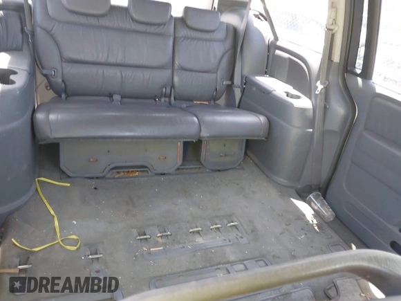 2005 Honda Odyssey EX-L with VIN 5FNRL38695B425315, listed as a IAAI auction lot 42175154 with Not provided miles and . Bid and sale history available at DreamBid. Image 8.