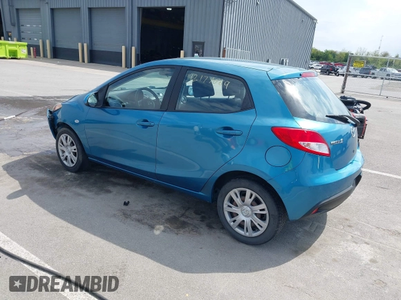 2012 Mazda 2 Sport z VIN JM1DE1KY5C0149990, wystawiony jako IAAI lot #42177069 z przebiegiem 85 371 mil mil oraz . Historia ofert i sprzedaży dostępna na DreamBid. Obrazek 3.