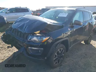 2020 Jeep Compass Trailhawk with VIN 3C4NJDDB4LT220965, listed as a IAAI auction lot 41742194 with 121,704 mi miles and . Bid and sale history available at carsss.com. Image 17.