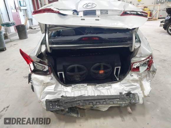 2018 Hyundai Accent SE with VIN 3KPC24A37JE034940, listed as a IAAI auction lot 41927667 with 87,906 mi miles. Bid and sale history available at carsss.com. Image 17.