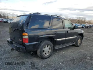2006 GMC Yukon SLT with VIN 1GKEK13T46R113955, listed as a Copart auction lot 52398525 with 214,897 mi miles and Salvage Title. Bid and sale history available at carsss.com. Image 3.