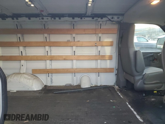 2016 GMC Savana Cargo with VIN 1GTW7AFF4G1172124, listed as a Copart auction lot 42565325 with 94,529 mi miles and Salvage Title. Bid and sale history available at carsss.com. Image 11.