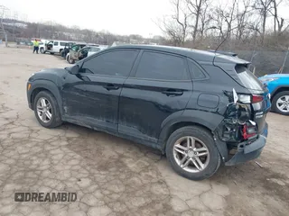 2018 Hyundai Kona SE with VIN KM8K1CAA9JU081990, listed as a IAAI auction lot 41641172 with 79,396 mi miles. Bid and sale history available at carsss.com. Image 3.