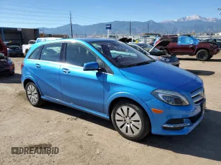 2015 Mercedes-Benz B with VIN WDDVP9AB1FJ006338, listed as a Copart auction lot 77622864 with 48,221 mi miles and Clean Title. Bid and sale history available at carsss.com. Image 4.