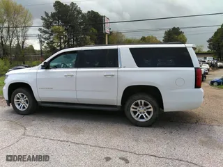 2015 Chevrolet Suburban LT with VIN 1GNSCJKC6FR229260, listed as a IAAI auction lot 41974363 with 251,395 mi miles. Bid and sale history available at carsss.com. Image 14.