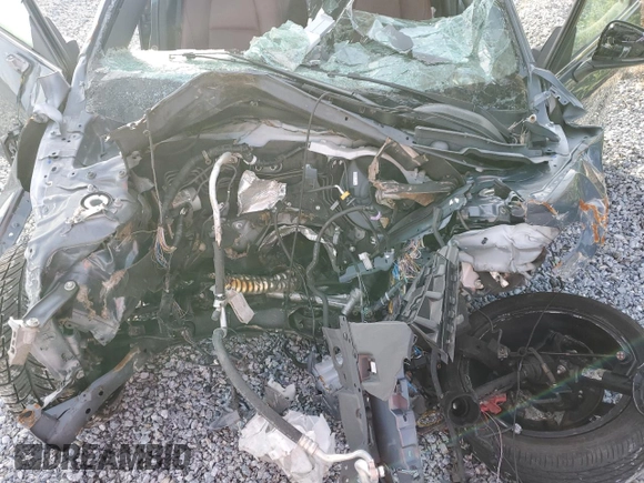 2024 Mazda 3 S Carbon Edition z VIN JM1BPBLM2R1707154, wystawiony jako Copart lot #63242765 z przebiegiem Nie podano mil oraz Nie do naprawy • Non repairable. Historia ofert i sprzedaży dostępna na DreamBid. Obrazek 11.