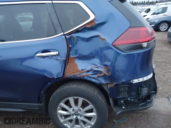 2019 Nissan Rogue SV with VIN KNMAT2MT9KP517402, listed as a IAAI auction lot 41039794 with 116,725 mi miles. Bid and sale history available at carsss.com. Image 6.