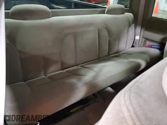 1998 Chevrolet Silverado 1500 with VIN 1GCEK19R1WE147639, listed as a Copart auction lot 55792545 with 193,501 mi miles and Salvage Title. Bid and sale history available at DreamBid. Image 10.
