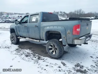 2007 Chevrolet Silverado 1500 LT w/1LT with VIN 2GCEK13M171527788, listed as a IAAI auction lot 41348280 with 136,305 mi miles. Bid and sale history available at carsss.com. Image 3.