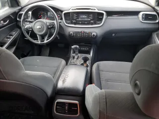 2017 Kia Sorento L with VIN 5XYPG4A31HG255174, listed as a Copart auction lot 85169244 with 140,773 mi miles and Clean Title. Bid and sale history available at carsss.com. Image 8.
