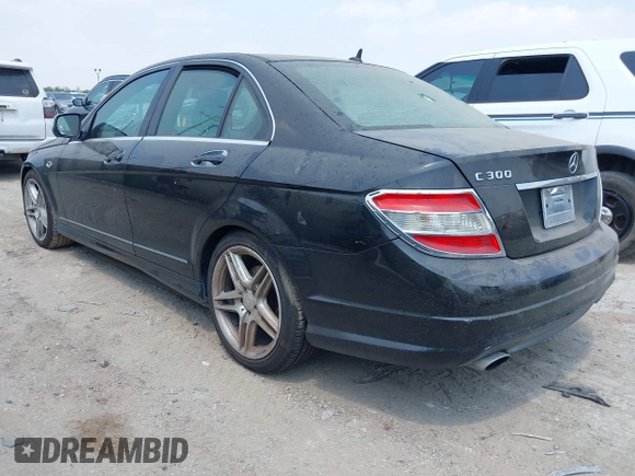 2009 Mercedes-Benz C 300 Sport z VIN WDDGF54X49F224650, wystawiony jako IAAI lot #42292369 z przebiegiem 167 539 mil mil oraz . Historia ofert i sprzedaży dostępna na DreamBid. Obrazek 3.