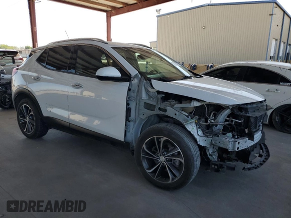 2021 Buick Encore GX Essence with VIN KL4MMFSL6MB154782, listed as a Copart auction lot 53118225 with 112,794 mi miles and Clean title. Bid and sale history available at DreamBid. Image 4.