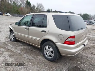 2003 Mercedes-Benz M-Class 3.2L with VIN 4JGAB54E43A383811, listed as a IAAI auction lot 41204136 with 209,327 mi miles. Bid and sale history available at carsss.com. Image 3.