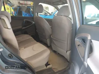 2007 Toyota RAV4 с VIN JTMBD33V676052181, выставлен на аукционе IAAI как лот 42521195 с пробегом 181 893 миль миль и . История ставок и продаж доступна на DreamBid. Изображение 8.