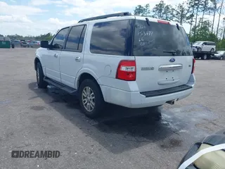 2011 Ford Expedition XLT with VIN 1FMJU1H55BEF53677, listed as a IAAI auction lot 42131441 with 284,016 mi miles and . Bid and sale history available at DreamBid. Image 3.