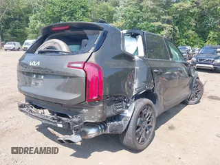2022 Kia Telluride SX z VIN 5XYP5DHC4NG285857, wystawiony jako IAAI lot #42420016 z przebiegiem 40 000 mil mil oraz . Historia ofert i sprzedaży dostępna na DreamBid. Obrazek 4.