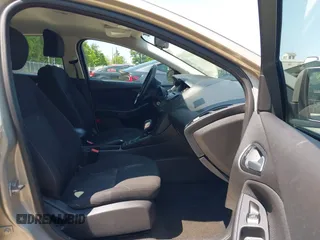 2015 Ford Focus SE с VIN 1FADP3F27FL376151, выставлен на аукционе IAAI как лот 42388275 с пробегом 138 947 миль миль и . История ставок и продаж доступна на DreamBid. Изображение 5.