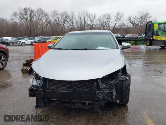 2017 Toyota Camry XLE with VIN 4T1BF1FK6HU346396, listed as a IAAI auction lot 41705502 with 97,352 mi miles. Bid and sale history available at carsss.com. Image 12.