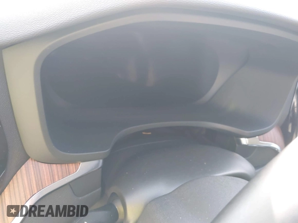 2024 Volvo S60 Plus Dark Theme z VIN 7JRL12TL6RG310347, wystawiony jako IAAI lot #40331210 z przebiegiem 1 259 mil mil oraz . Historia ofert i sprzedaży dostępna na DreamBid. Obrazek 7.