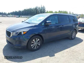 2017 Kia Sedona LX with VIN KNDMB5C11H6253379, listed as a IAAI auction lot 42140939 with 111,067 mi miles. Bid and sale history available at carsss.com. Image 17.