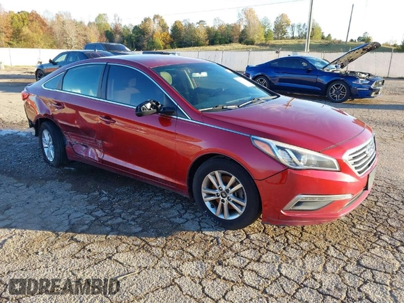 2015 Hyundai Sonata SE z VIN 5NPE24AF2FH231083, wystawiony jako IAAI lot #40957093 z przebiegiem 218 159 mil mil oraz . Historia ofert i sprzedaży dostępna na DreamBid. Obrazek 1.