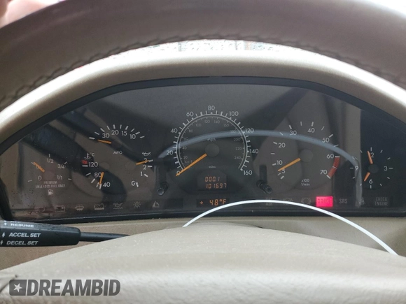 1998 Mercedes-Benz SL 500 with VIN WDBFA67F1WF160719, listed as a Copart auction lot 52823645 with 101,697 mi miles and Clean title. Bid and sale history available at DreamBid. Image 9.