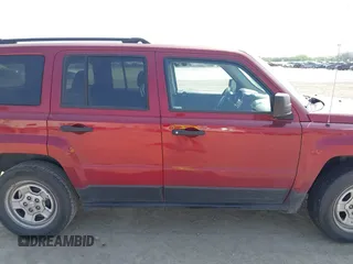 2017 Jeep Patriot Sport z VIN 1C4NJPBBXHD103389, wystawiony jako IAAI lot #41935831 z przebiegiem 86 155 mil mil oraz . Historia ofert i sprzedaży dostępna na DreamBid. Obrazek 14.