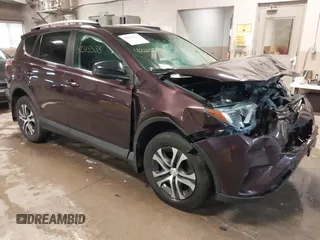 2018 Toyota RAV4 LE с VIN 2T3BFREV1JW744056, выставлен на аукционе IAAI как лот 42315533 с пробегом 127 760 миль миль и . История ставок и продаж доступна на DreamBid. Изображение 1.