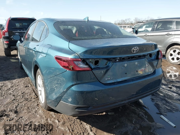 2025 Toyota Camry LE with VIN 4T1DAACK5SU068576, listed as a IAAI auction lot 41746222 with 3,674 mi miles and . Bid and sale history available at DreamBid. Image 3.