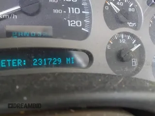 2004 GMC Yukon Denali z VIN 1GKEK63U44J302350, wystawiony jako IAAI lot #42458112 z przebiegiem 231 729 mil mil oraz . Historia ofert i sprzedaży dostępna na DreamBid. Obrazek 7.
