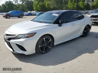 2019 Toyota Camry XSE with VIN 4T1B61HK2KU190975, listed as a Copart auction lot 51047325 with 69,453 mi miles and Salvage Title. Bid and sale history available at carsss.com. Image 1.