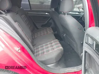 2017 Volkswagen GTI S z VIN 3VW5T7AU9HM030871, wystawiony jako IAAI lot #41825773 z przebiegiem 81 672 mil mil oraz . Historia ofert i sprzedaży dostępna na DreamBid. Obrazek 8.