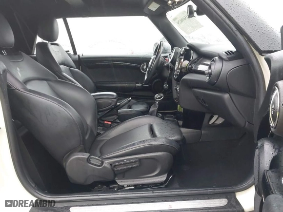 2016 MINI Cooper Convertible S with VIN WMWWG9C52G3C21934, listed as a IAAI auction lot 41569029 with 102,042 mi miles. Bid and sale history available at carsss.com. Image 5.