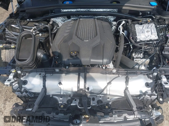 2025 Porsche Macan with VIN WP1AA2A52SLB05856, listed as a IAAI auction lot 42413898 with 5,721 mi miles and . Bid and sale history available at DreamBid. Image 10.