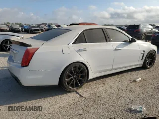 2017 Cadillac CTS-V z VIN 1G6A15S65H0216411, wystawiony jako Copart lot #72227484 z przebiegiem 57 241 mil mil oraz Szkody całkowita. Historia ofert i sprzedaży dostępna na DreamBid. Obrazek 3.