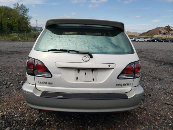 2001 Lexus RX 300 with VIN JTJHF10U610224060, listed as a Copart auction lot 73614354 with 209,504 mi miles and Clean Title. Bid and sale history available at carsss.com. Image 6.
