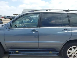 2004 Toyota Highlander z VIN JTEEP21A440009600, wystawiony jako IAAI lot #42377709 z przebiegiem 231 822 mil mil oraz . Historia ofert i sprzedaży dostępna na DreamBid. Obrazek 14.