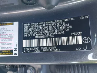 2020 Toyota C-HR LE z VIN NMTKHMBX4LR111797, wystawiony jako IAAI lot #42122726 z przebiegiem 62 138 mil mil oraz . Historia ofert i sprzedaży dostępna na DreamBid. Obrazek 9.