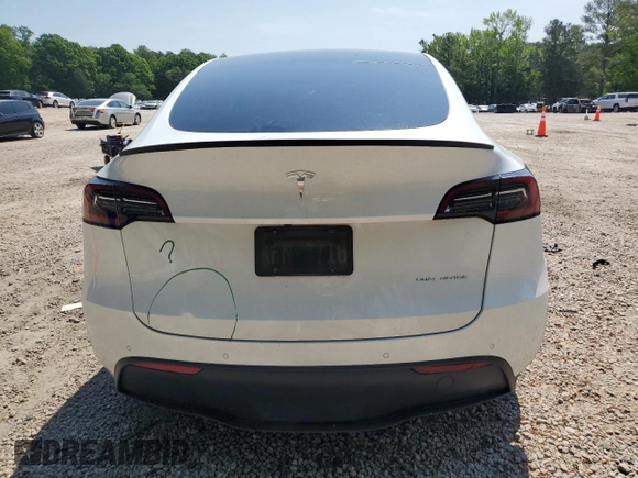 2022 Tesla Model Y Long Range z VIN 7SAYGDEE1NF354633, wystawiony jako Copart lot #55221835 z przebiegiem 53 821 mil mil oraz Szkoda całkowita • Salvage title. Historia ofert i sprzedaży dostępna na DreamBid. Obrazek 6.