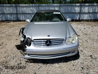2004 Mercedes-Benz CLK 320 z VIN WDBTK65G34T016180, wystawiony jako Copart lot #53021615 z przebiegiem 118 408 mil mil oraz Szkoda całkowita • Salvage title. Historia ofert i sprzedaży dostępna na DreamBid. Obrazek 5.