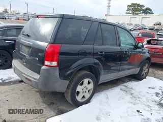 2004 Saturn VUE V6 z VIN 5GZCZ53424S867438, wystawiony jako IAAI lot #41385704 z przebiegiem Nie podano mil oraz . Historia ofert i sprzedaży dostępna na DreamBid. Obrazek 4.