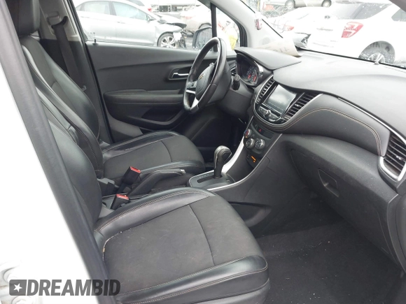 2017 Chevrolet Trax LT with VIN KL7CJPSBXHB170042, listed as a IAAI auction lot 41547858 with 69,383 mi miles. Bid and sale history available at carsss.com. Image 5.