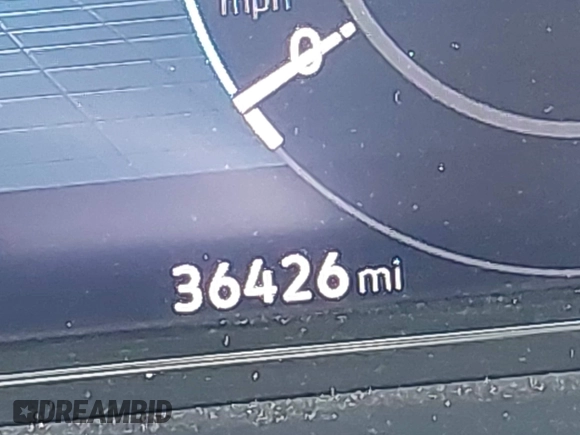 2024 Volkswagen Atlas SE z VIN 1V2HR2CA8RC563655, wystawiony jako IAAI lot #42586812 z przebiegiem 36 426 mil mil oraz . Historia ofert i sprzedaży dostępna na DreamBid. Obrazek 15.