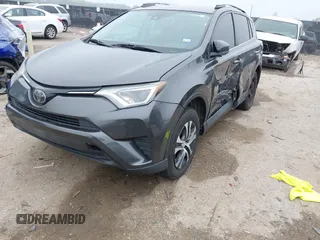 2017 Toyota RAV4 LE z VIN 2T3BFREV8HW667907, wystawiony jako IAAI lot #42130136 z przebiegiem 129 831 mil mil oraz . Historia ofert i sprzedaży dostępna na DreamBid. Obrazek 2.