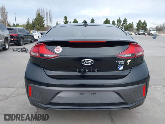 2020 Hyundai Ioniq Blue z VIN KMHC65LC4LU231135, wystawiony jako IAAI lot #41714175 z przebiegiem 199 634 mil mil oraz . Historia ofert i sprzedaży dostępna na DreamBid. Obrazek 17.