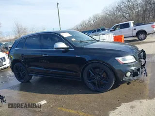 2015 Audi SQ5 Premium Plus z VIN WA1CGAFP2FA034960, wystawiony jako IAAI lot #41144485 z przebiegiem 185 382 mil mil oraz . Historia ofert i sprzedaży dostępna na DreamBid. Obrazek 13.
