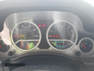 2008 Jeep Wrangler Sahara with VIN 1J4FA54178L647426, listed as a IAAI auction lot 42496322 with 157,016 mi miles and . Bid and sale history available at DreamBid. Image 7.